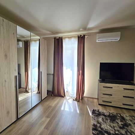 Casa Vacanze Oikia - Room Girasole Naples Exterior photo