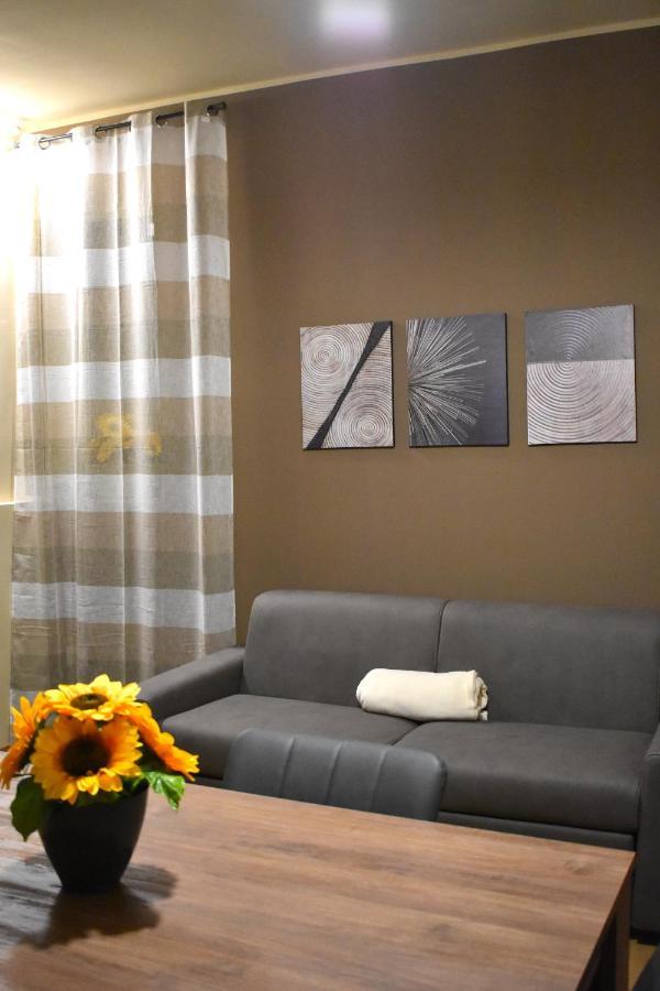 Casa Vacanze Oikia - Room Girasole Naples Exterior photo