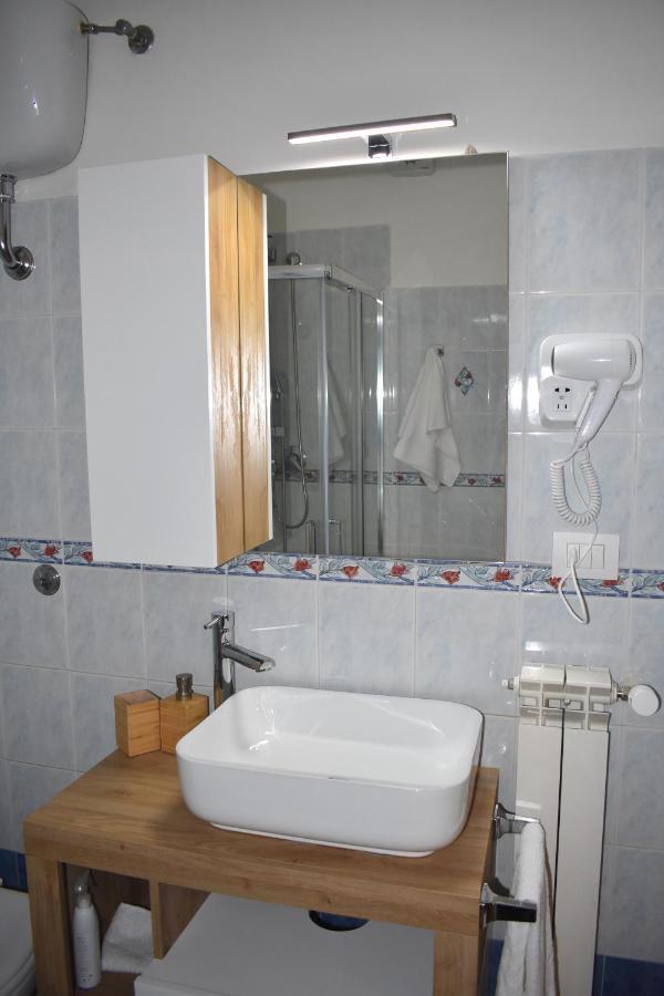 Casa Vacanze Oikia - Room Girasole Naples Exterior photo