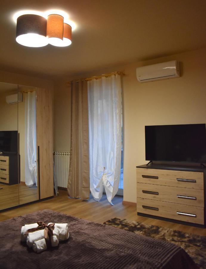 Casa Vacanze Oikia - Room Girasole Naples Exterior photo