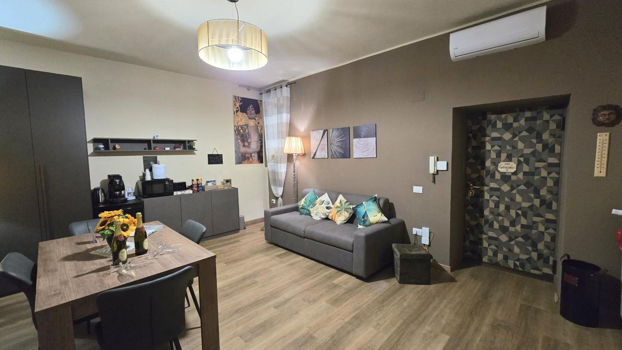 Casa Vacanze Oikia - Room Girasole Naples Exterior photo