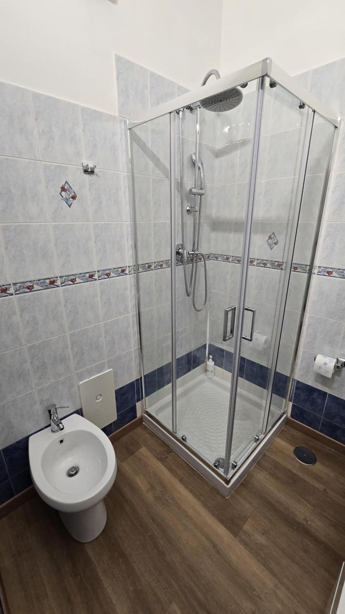 Casa Vacanze Oikia - Room Girasole Naples Exterior photo